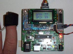 dsPIC30F2012 pulse oximeter 2X8 character display