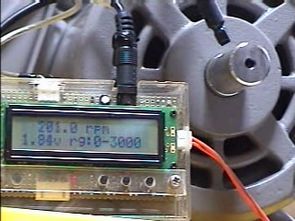 PIC16F88 LCD Tachometer Circuit
