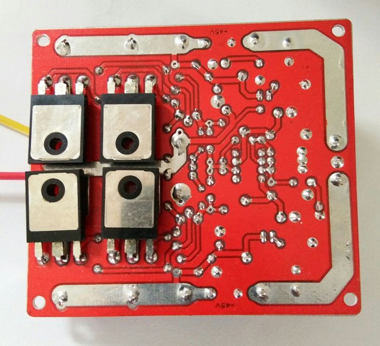 400w-amp-mosfet-red-pcb-top