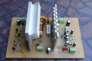 40 Meter 5W AM Transmitter Circuit with IRFP150
