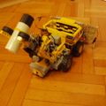 PIC16F877 ile 2 Adet Robot Projesi Lego Robot Engel Robotu