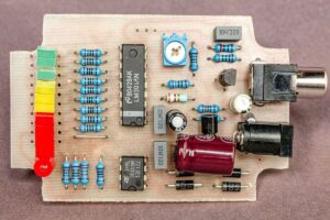 LM3914 NE555 ile Su Depoları için Seviye Göstegesi
