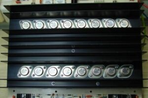 Rms 600w amplifikatör devresi bipolar transistör