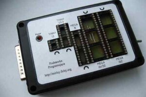 Atmel programlayıcı devresi attiny atmega lpt port