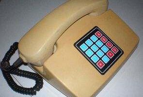 PIC24FJ64GA002 Acil Durum Otomatik Çevirmeli Sabit Cep Telefonu