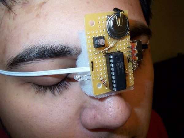 face-mounted-lucid-dreaming-circuit-mask