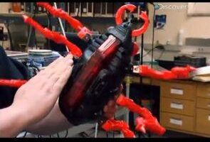 Altı bacaklı dev robot yapımı