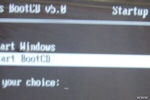 Hiren’s Boot CD İle Hard Disk Testi (partition silme format bad sektör)