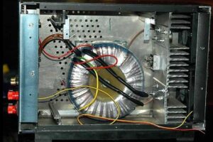 Telsiz İçin 13.8 Volt 30 Amper Güç Kaynağı LM338K MJ15004