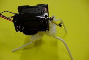 74HCT240 ve Servo Motor İle Basit Böcek Robot