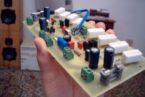 RMS 400 Watt Hifi Mosfet Amplifikatör AV400