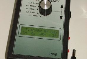 PIC16F873A 1.3 MHz 31MHz Anten Analizörü