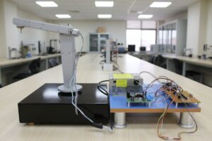 Bilgisayar Kontrollü 2 Eksenli Robot Kol