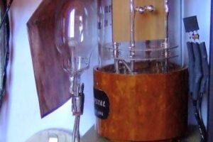dsPIC30F3013 Meter Clock MCP6022 MCP4011 MCP9700A
