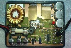 Laptop için 12V  19V DC-DC Dönüştürücü UC3843D