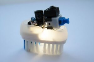 Diş Fırçası ile IR Robot