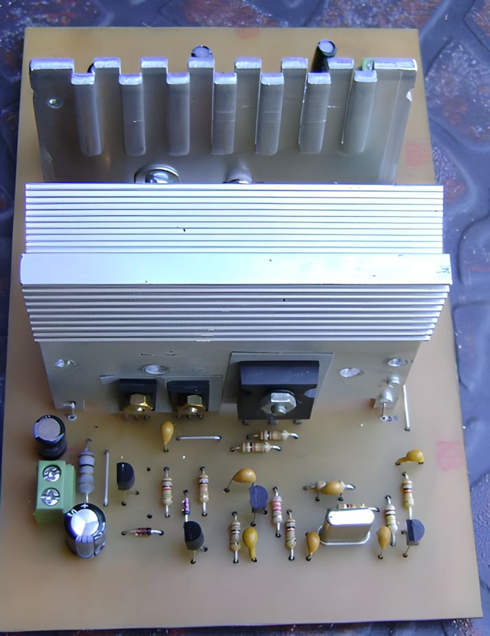 am modulator mosfet power electret microphone rf 12v